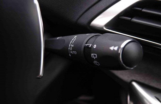 PEUGEOT_PEUGEOT_3008_2548367_16.jpg