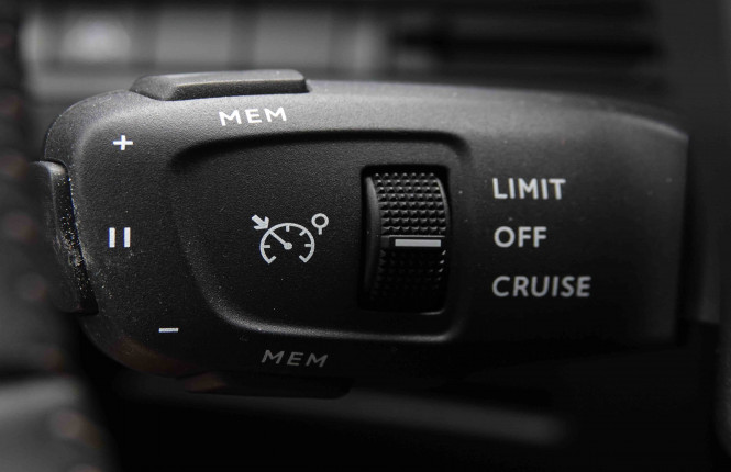 PEUGEOT_PEUGEOT_3008_2548905_18.jpg PEUGEOT_PEUGEOT_3008_2548905_18.jpg