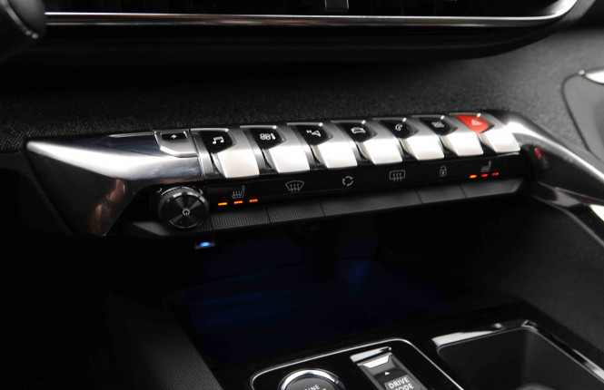 PEUGEOT_PEUGEOT_3008_2549459_14.jpg