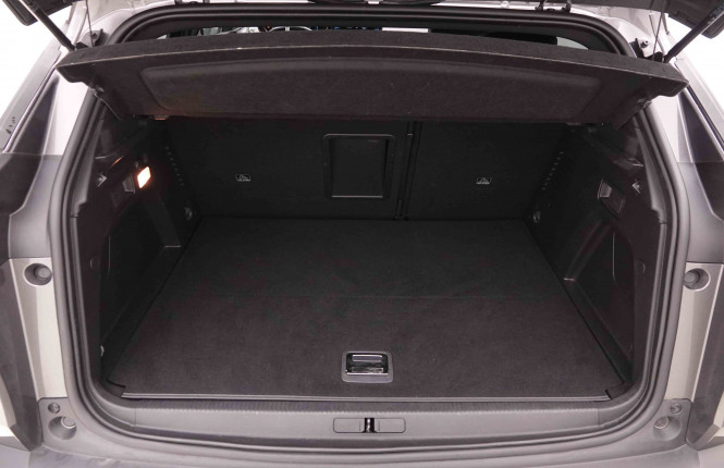 PEUGEOT_PEUGEOT_3008_2549460_5.jpg