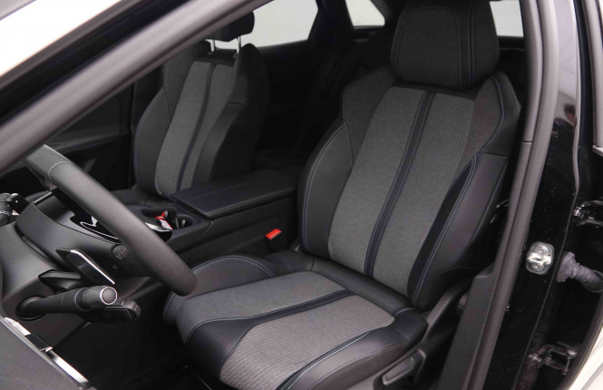 PEUGEOT_PEUGEOT_3008_2549524_7.jpg