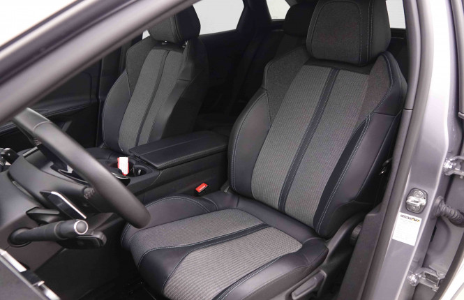 PEUGEOT_PEUGEOT_3008_2550021_6.jpg