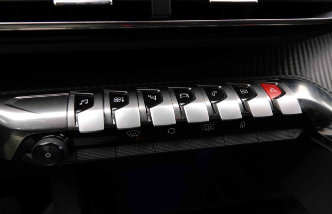 PEUGEOT_PEUGEOT_3008_2550330_13.jpg PEUGEOT_PEUGEOT_3008_2550330_13.jpg