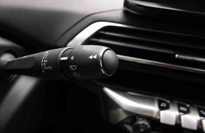 PEUGEOT_PEUGEOT_3008_2550330_16.jpg PEUGEOT_PEUGEOT_3008_2550330_16.jpg