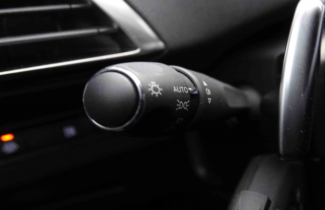 PEUGEOT_PEUGEOT_3008_2550341_16.jpg PEUGEOT_PEUGEOT_3008_2550341_16.jpg