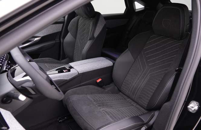 PEUGEOT_PEUGEOT_3008_2550390_36.jpg