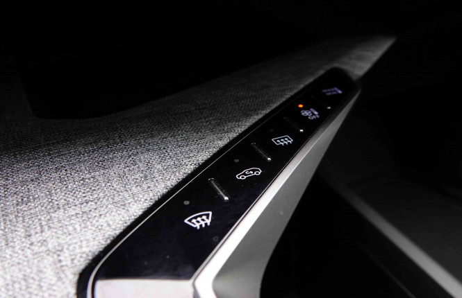 PEUGEOT_PEUGEOT_3008_2551077_13.jpg PEUGEOT_PEUGEOT_3008_2551077_13.jpg