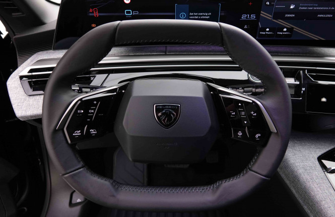 PEUGEOT_PEUGEOT_3008_2551225_8.jpg