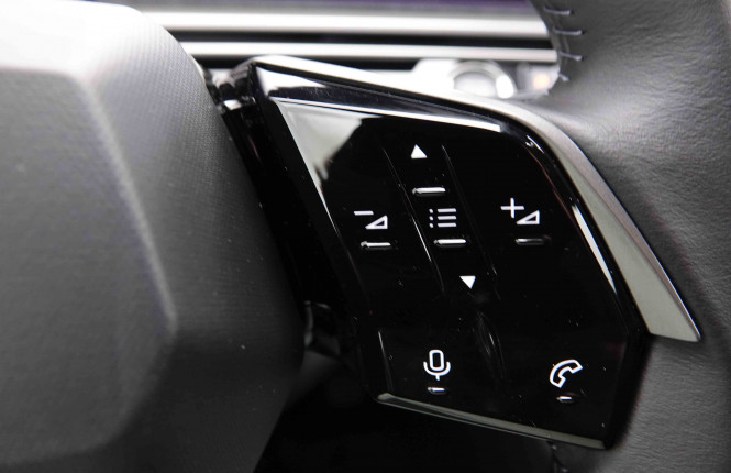 PEUGEOT_PEUGEOT_3008_2551227_19.jpg PEUGEOT_PEUGEOT_3008_2551227_19.jpg