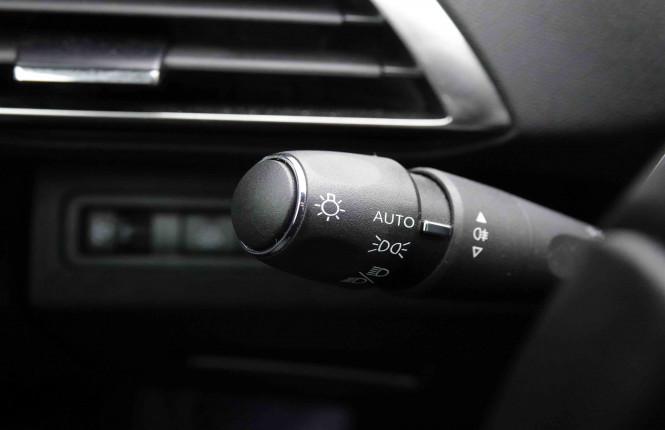 PEUGEOT_PEUGEOT_3008_2551344_16.jpg PEUGEOT_PEUGEOT_3008_2551344_16.jpg