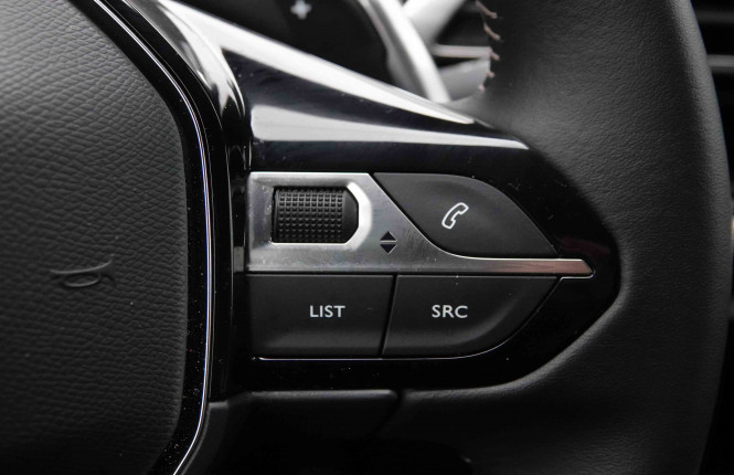 PEUGEOT_PEUGEOT_3008_2551344_20.jpg PEUGEOT_PEUGEOT_3008_2551344_20.jpg