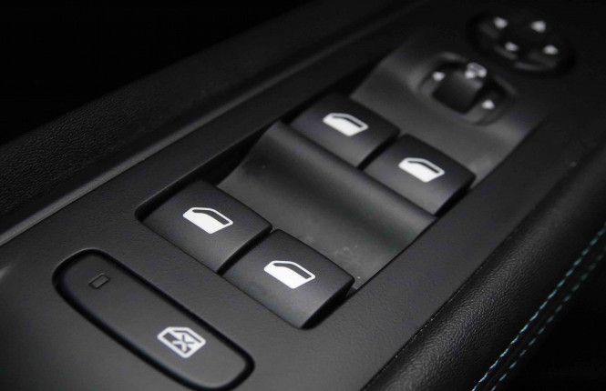 PEUGEOT_PEUGEOT_3008_2551344_22.jpg PEUGEOT_PEUGEOT_3008_2551344_22.jpg