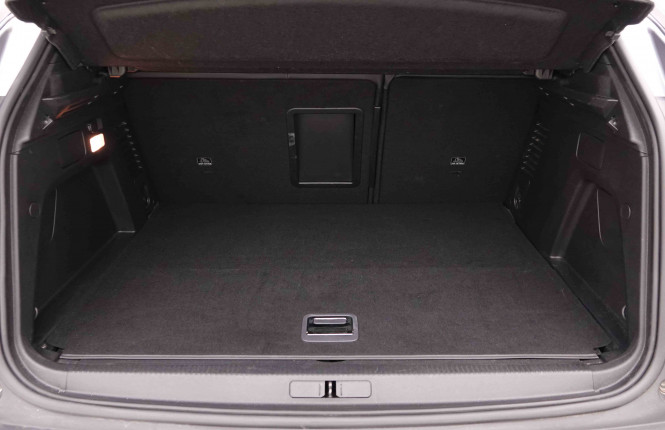 PEUGEOT_PEUGEOT_3008_2551345_5.jpg