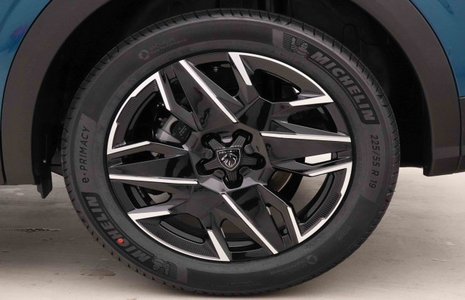 PEUGEOT_PEUGEOT_3008_2652129_19.jpg
