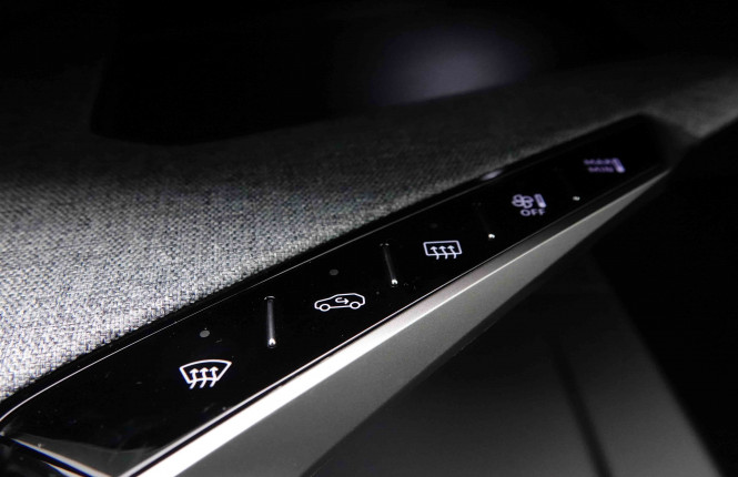 PEUGEOT_PEUGEOT_3008_2652910_15.jpg PEUGEOT_PEUGEOT_3008_2652910_15.jpg