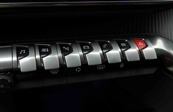 PEUGEOT_PEUGEOT_3008_2653102_14.jpg