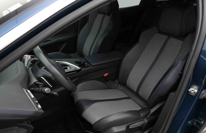 PEUGEOT_PEUGEOT_3008_2653102_6.jpg