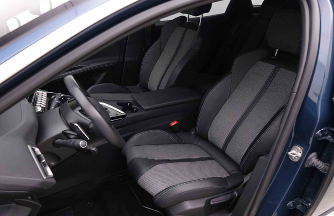PEUGEOT_PEUGEOT_3008_2653104_6.jpg