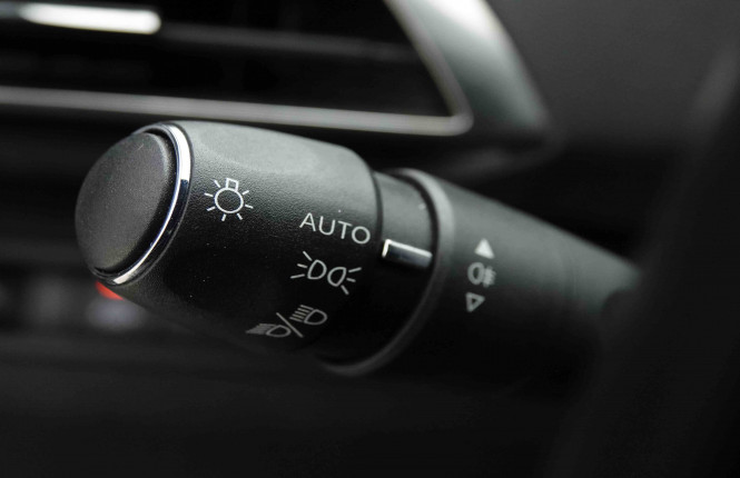 PEUGEOT_PEUGEOT_3008_2653115_16.jpg PEUGEOT_PEUGEOT_3008_2653115_16.jpg