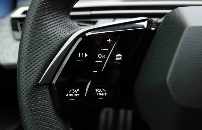 PEUGEOT_PEUGEOT_3008_2653569_19.jpg