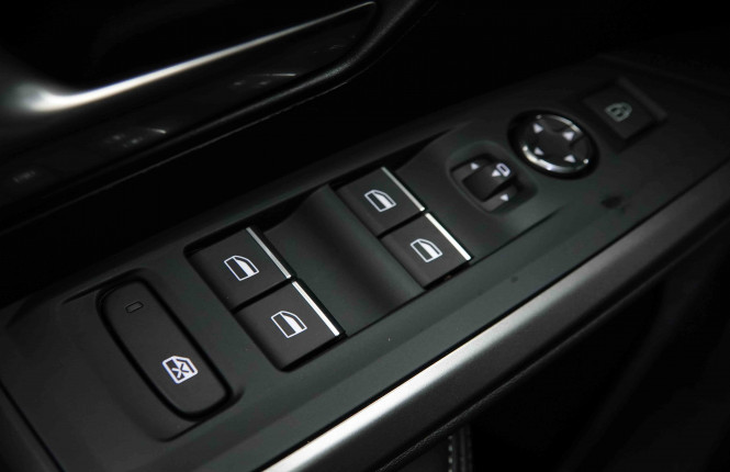PEUGEOT_PEUGEOT_3008_2654008_21.jpg