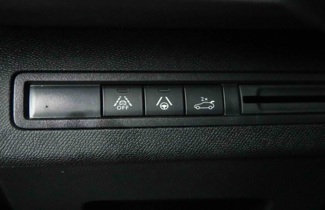 PEUGEOT_PEUGEOT_3008_2654448_21.jpg PEUGEOT_PEUGEOT_3008_2654448_21.jpg