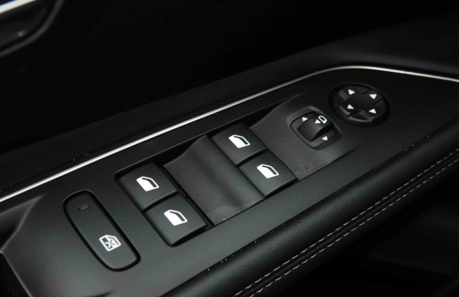 PEUGEOT_PEUGEOT_3008_2654449_23.jpg