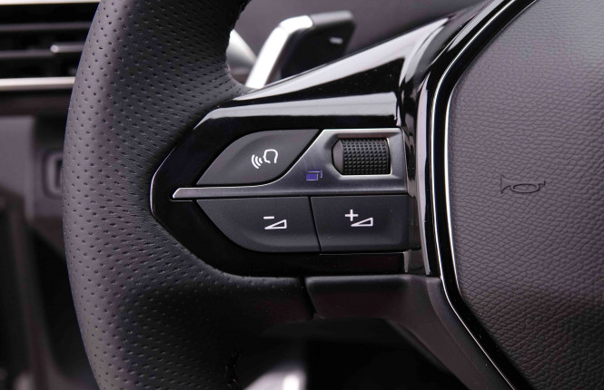 PEUGEOT_PEUGEOT_3008_2654709_18.jpg