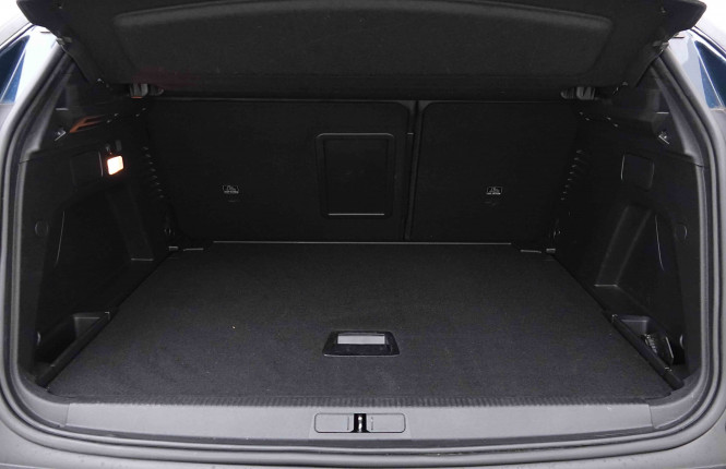 PEUGEOT_PEUGEOT_3008_2655042_5.jpg