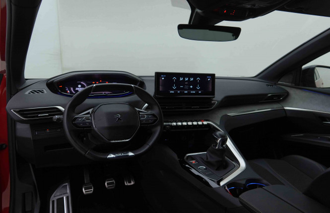 PEUGEOT_PEUGEOT_3008_2655125_8.jpg