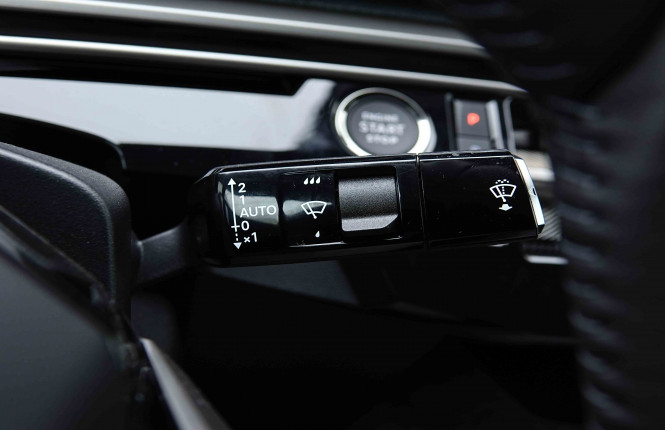 PEUGEOT_PEUGEOT_3008_2655266_16.jpg