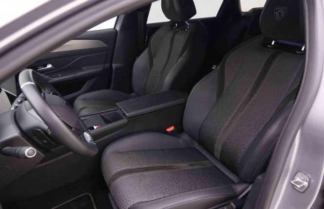 PEUGEOT_PEUGEOT_308_2547829_6.jpg