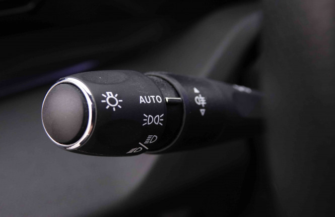 PEUGEOT_PEUGEOT_308_2547836_16.jpg