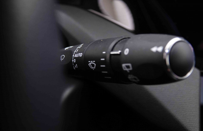 PEUGEOT_PEUGEOT_308_2547836_17.jpg