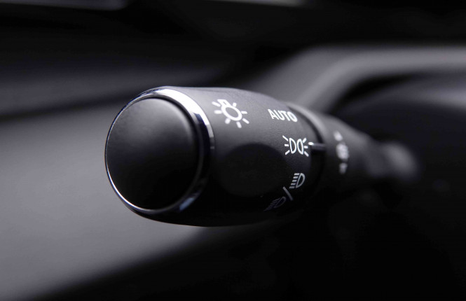 PEUGEOT_PEUGEOT_308_2548265_16.jpg