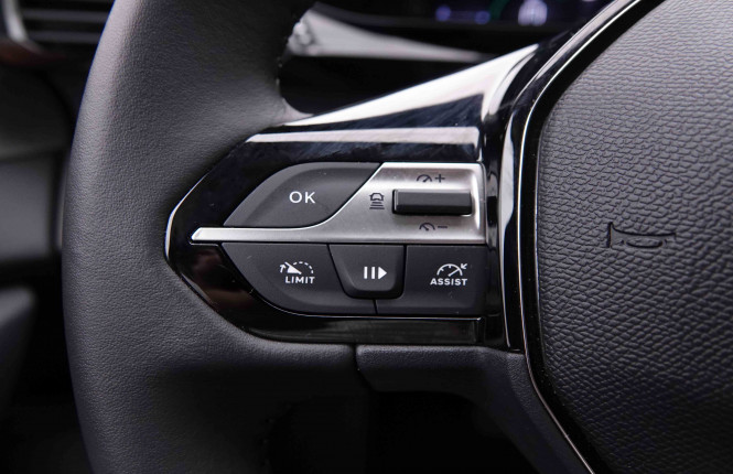 PEUGEOT_PEUGEOT_308_2548265_18.jpg