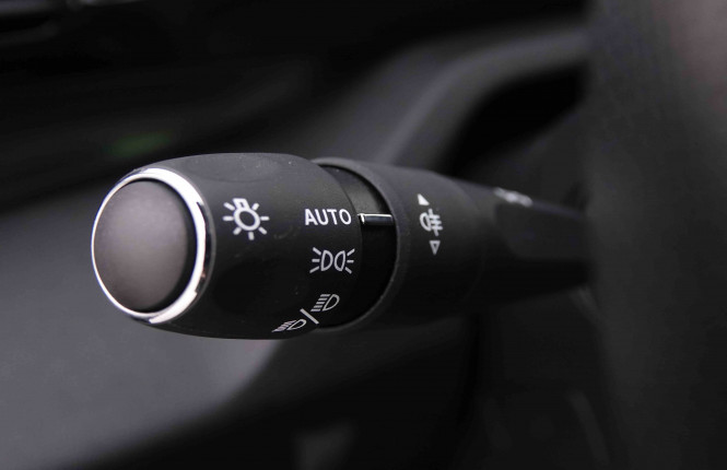 PEUGEOT_PEUGEOT_308_2548550_14.jpg
