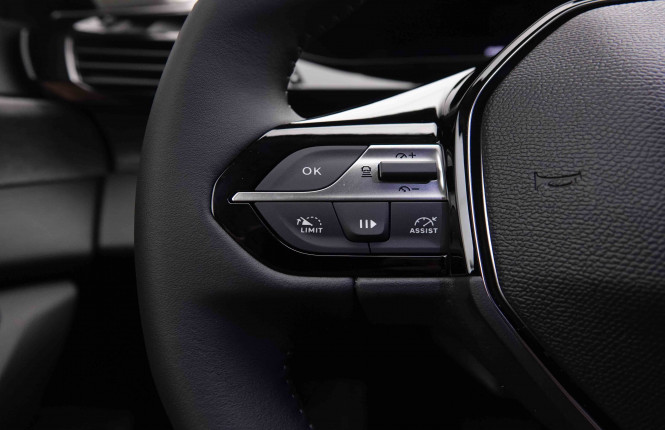 PEUGEOT_PEUGEOT_308_2549656_18.jpg