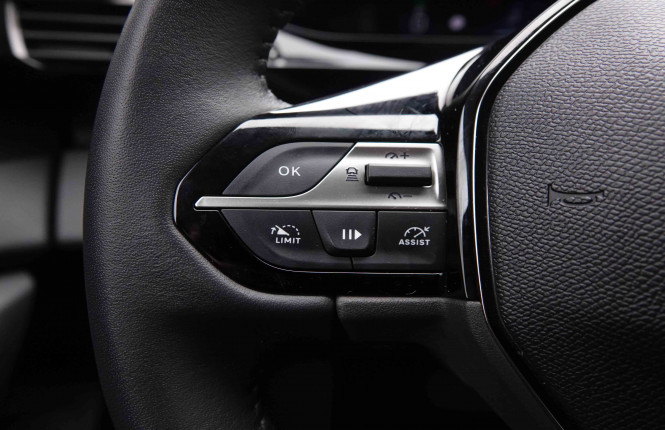 PEUGEOT_PEUGEOT_308_2550394_17.jpg PEUGEOT_PEUGEOT_308_2550394_17.jpg