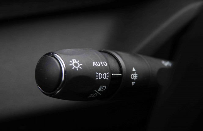 PEUGEOT_PEUGEOT_308_2550962_15.jpg PEUGEOT_PEUGEOT_308_2550962_15.jpg