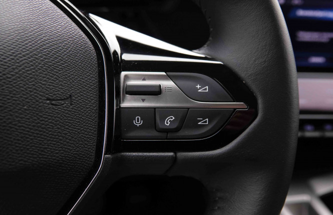 PEUGEOT_PEUGEOT_308_2550962_18.jpg PEUGEOT_PEUGEOT_308_2550962_18.jpg