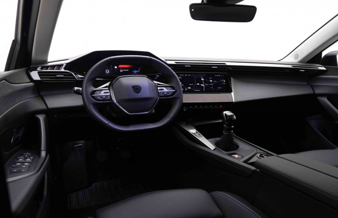 PEUGEOT_PEUGEOT_308_2550967_7.jpg