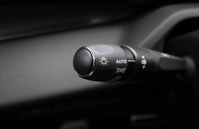 PEUGEOT_PEUGEOT_308_2550988_16.jpg PEUGEOT_PEUGEOT_308_2550988_16.jpg