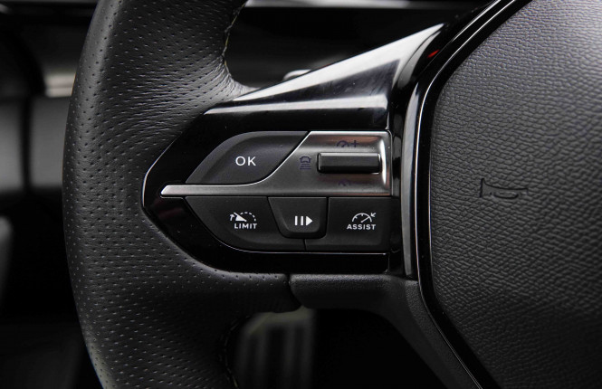 PEUGEOT_PEUGEOT_308_2550988_18.jpg PEUGEOT_PEUGEOT_308_2550988_18.jpg