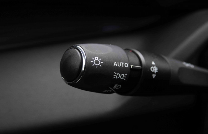 PEUGEOT_PEUGEOT_308_2550990_16.jpg PEUGEOT_PEUGEOT_308_2550990_16.jpg