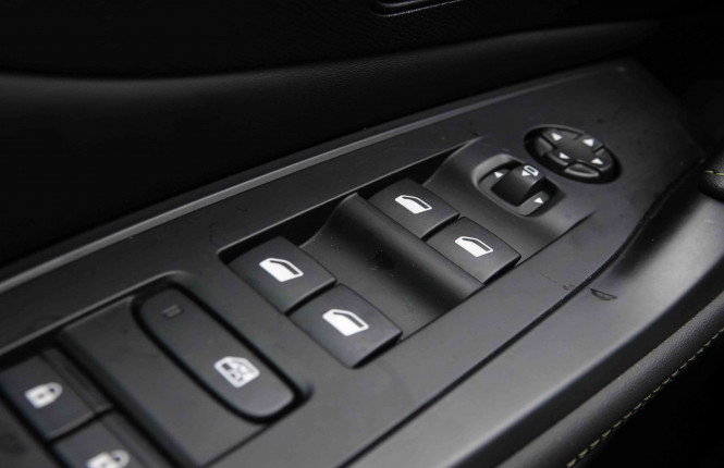 PEUGEOT_PEUGEOT_308_2550990_20.jpg PEUGEOT_PEUGEOT_308_2550990_20.jpg