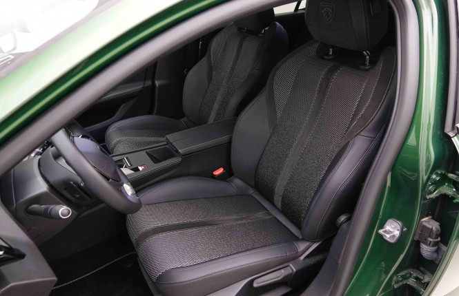 PEUGEOT_PEUGEOT_308_2550990_6.jpg PEUGEOT_PEUGEOT_308_2550990_6.jpg
