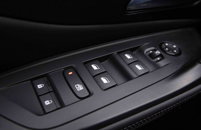 PEUGEOT_PEUGEOT_308_2551092_19.jpg PEUGEOT_PEUGEOT_308_2551092_19.jpg