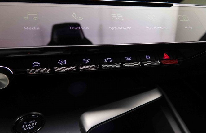 PEUGEOT_PEUGEOT_308_2551215_14.jpg PEUGEOT_PEUGEOT_308_2551215_14.jpg