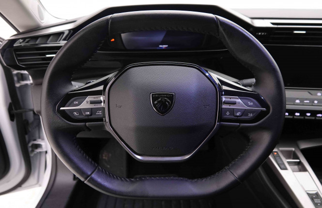 PEUGEOT_PEUGEOT_308_2551332_8.jpg